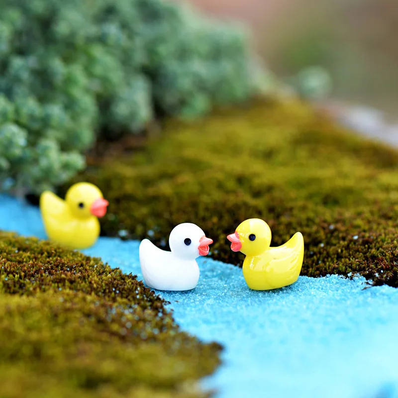 10/30/50 adet Mini Ördek Süs Dollhouse Bahçe Peyzaj Akvaryum Küçük Sarı Ördek Yaratıcı El Yapımı Reçine Sevimli Araba