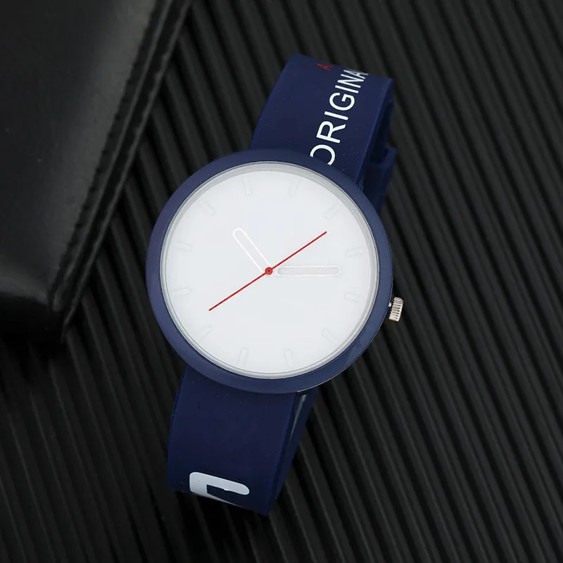 2021 Yeni Varış kuvars saatler Ünlü Marka erkek spor saat Rahat Moda Silikon Elbise Çocuk Unisex Kuvars Kol Saatleri