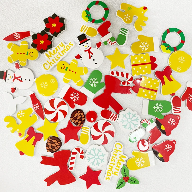 54 Adet Noel Renkli Köpük Çıkartmalar Kendinden Yapışkanlı Çocuklar İyilik Sticker Ev Kapı Duvar Asılı Noel Ağacı Zanaat Süslemeleri