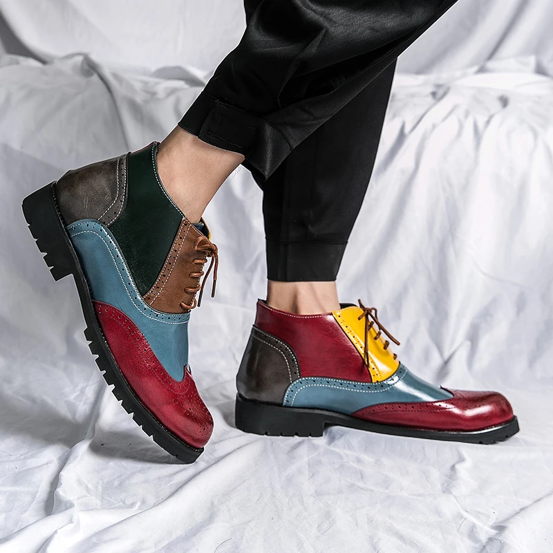 Artı Boyutu deri ayakkabı Kontrast Renk Martin Çizmeler Lüks Marka Podyum Kalın Taban Deri Çizmeler Kırmızı Chelsea Tasarımcı erkek ayakkabısı