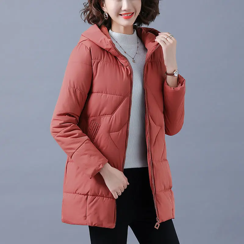 WYWMY kadın pamuklu ceket Kore Rahat Gevşek Kalınlaşmak pamuklu ceket Kadın 2021 Sonbahar Kış Yastıklı Büyük Boy sıcak tutan kaban